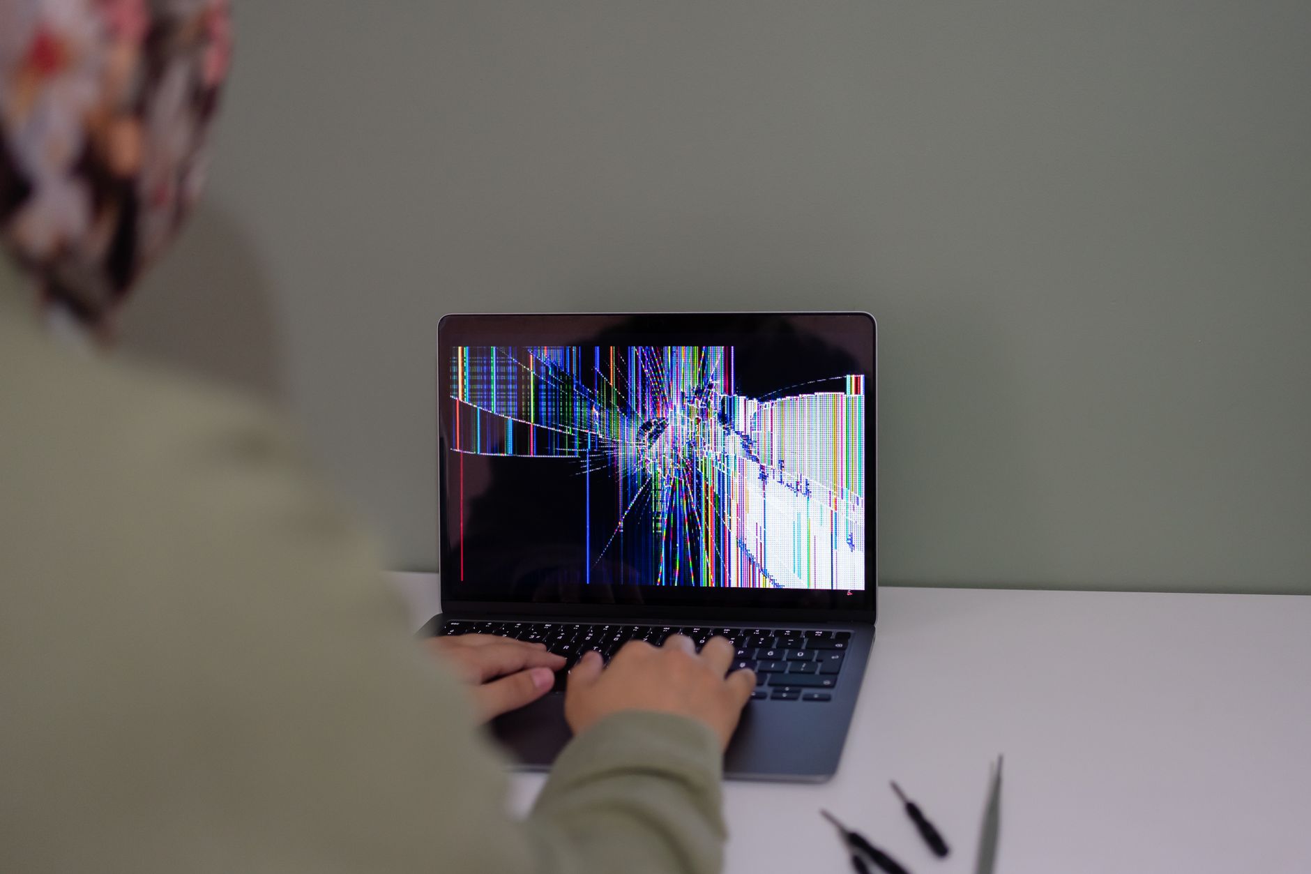 HP pantalla negra no enciende: ¿se ha roto o es el sistema?