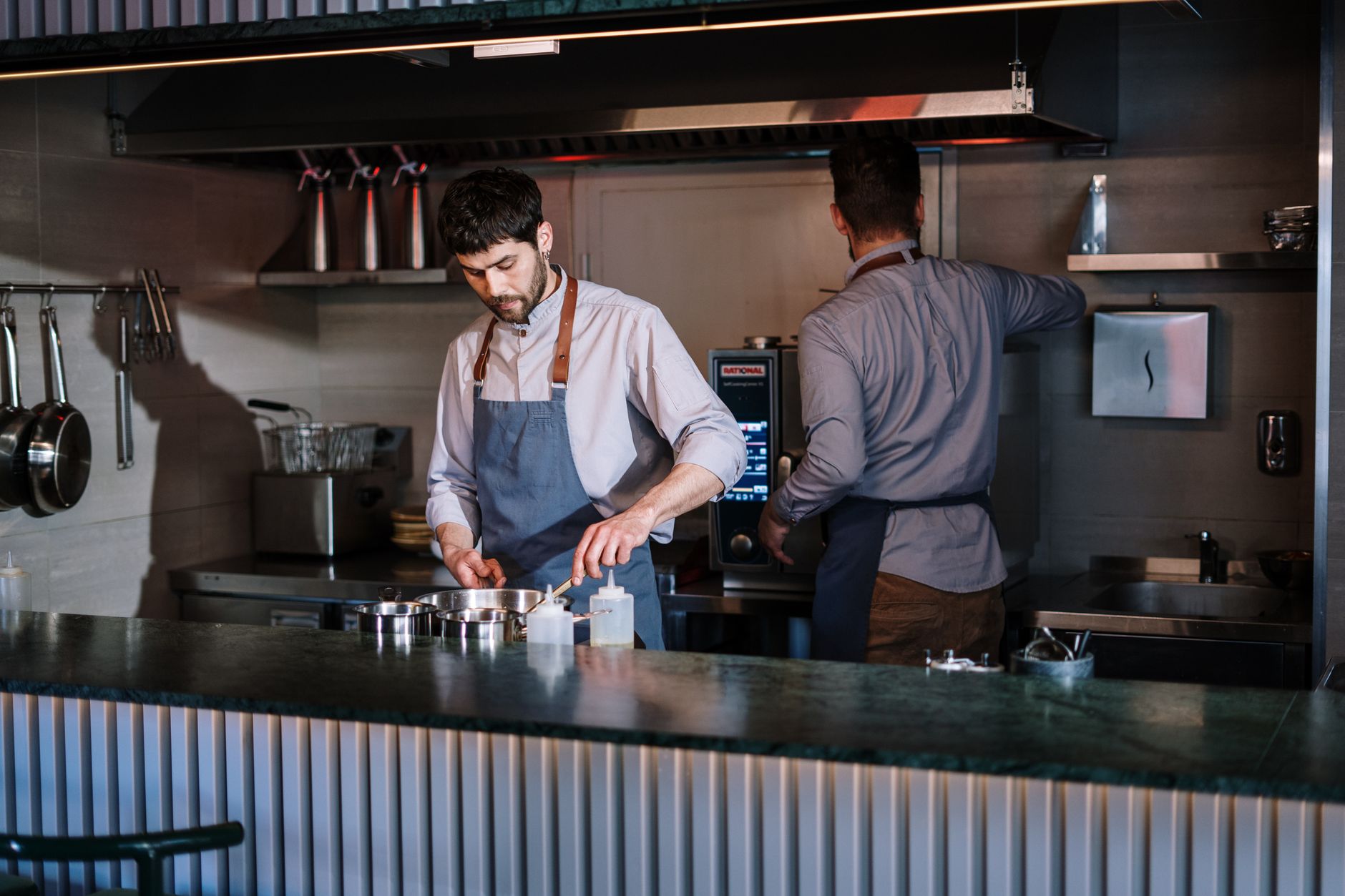 Un día en el restaurante: antes y después de automatizar