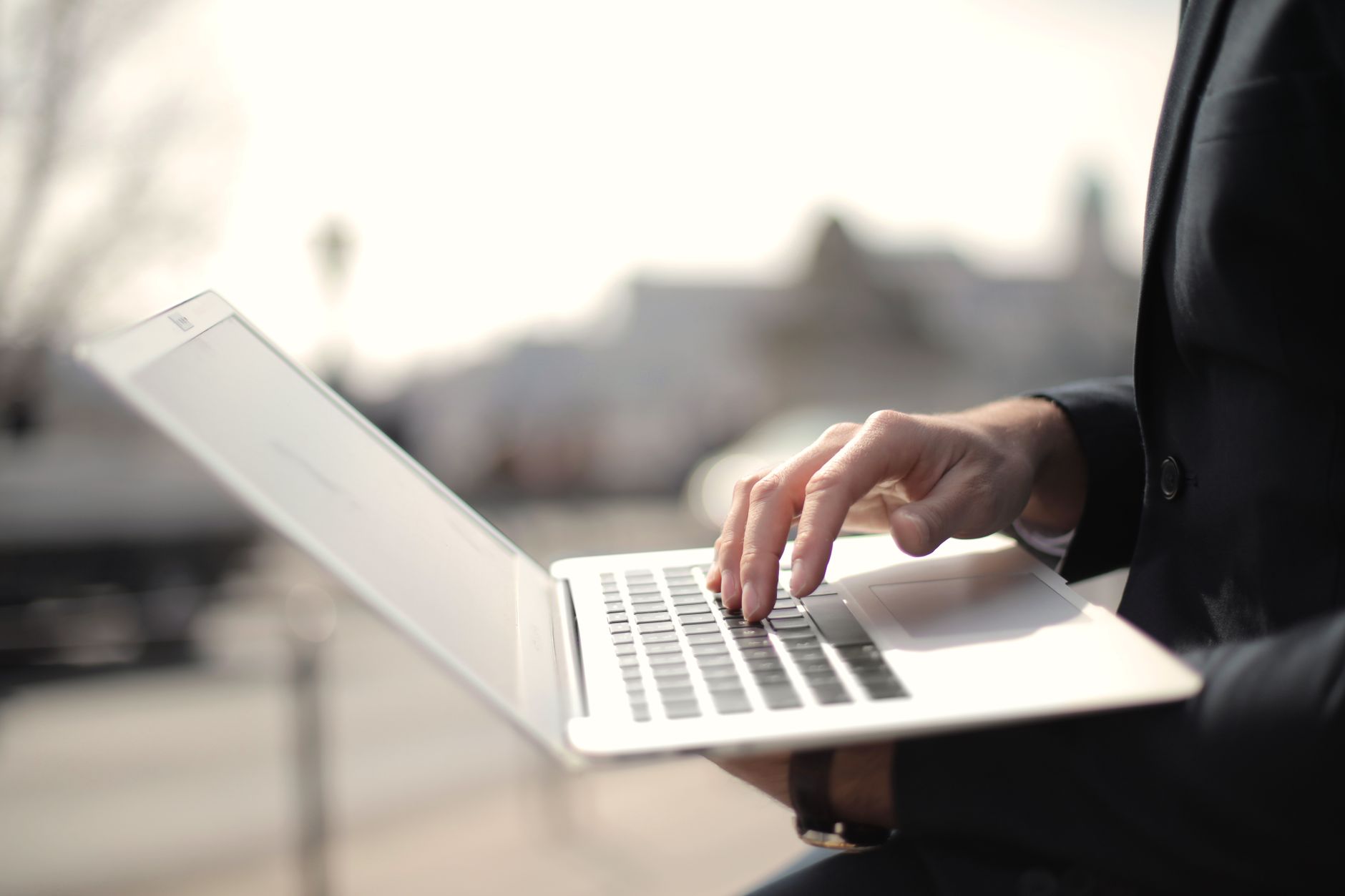 Surface Laptop va muy lento: causas y soluciones rápidas
